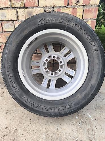 Унаа: Комплект колес: шины Bridgestone Dueler H/T на литых дисках — 1