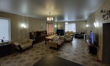 Продажа домов: Дом, 280 м², 8 комнат, Собственник — 10