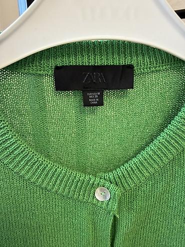 bag isigi: Məhsul: Yaşıl düyməli kardiqan – ZARA - Model: Düz örgü, rüstik — 4