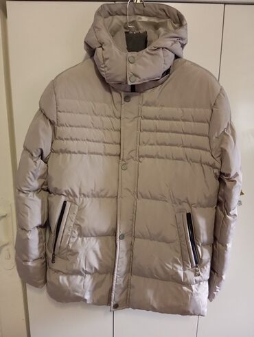 мужское пальто с меховым воротником: Мужские утеплённые куртки/бомберы, разные модели: 1) Светло‑бежевый