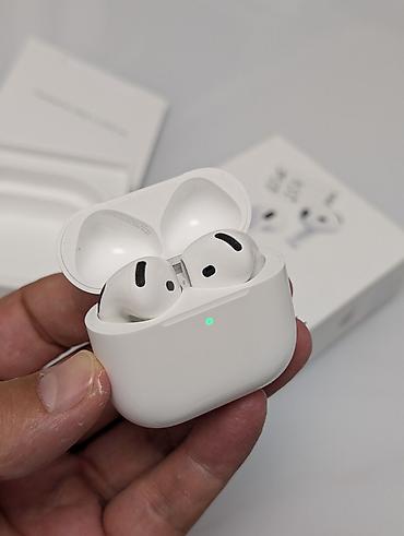 18 pro: Беспроводные наушники-вкладыши, Apple, AirPods 4, Б/у — 1