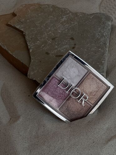 SMM-специалисты: SMM-специалист. 25 — 5