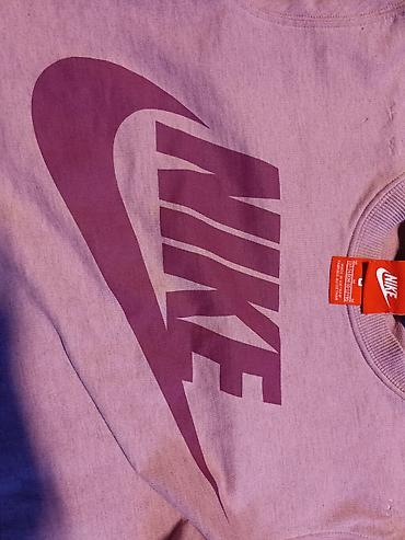 Gornji i donji deo: Prodajem nike originale razne haljina ranac trenerke duksevi na lalafo.rs — 4 Gornji i donji deo: Prodajem nike originale razne haljina ranac trenerke duksevi — 4