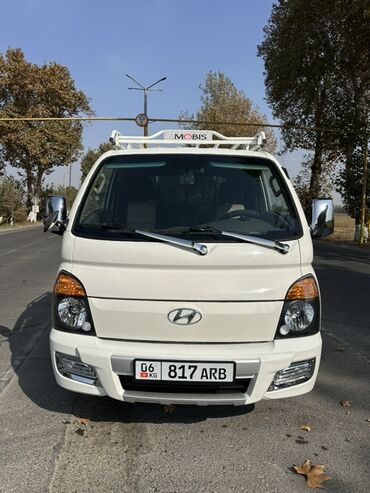 Легкий грузовой транспорт: Легкий грузовик, Hyundai, Стандарт — 2