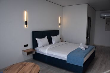 Посуточная аренда квартир: 1 комната, Душевая кабина, Постельное белье, Кондиционер — 3