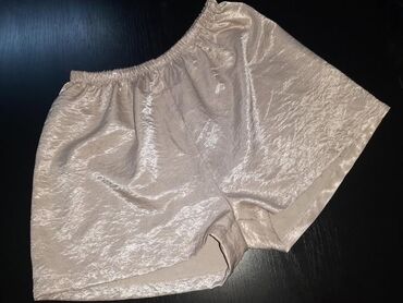 Šortsevi, Bermude: M, S (EU 36), bоја - Srebrna, Jednobojni — 10