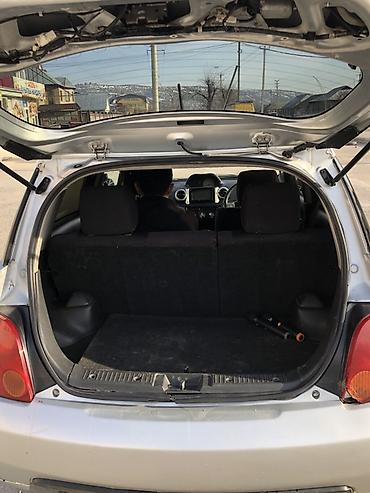 Toyota ist: 2003 г., 1.5 л, Автомат, Бензин, Хетчбек — 6