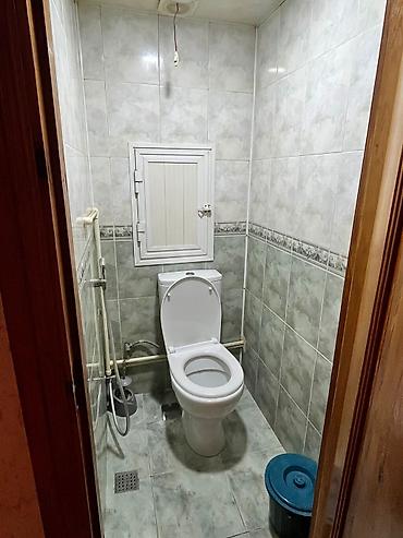 6 mikrorayon: Elmlər metrosuna 6 dəqiqəlik piyada məsafədə evə 1 nəfər qız otaq — 7