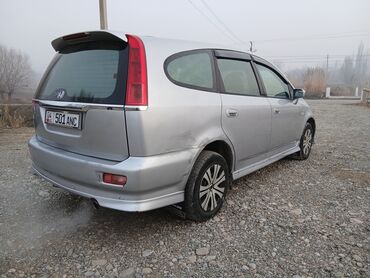 Honda: Honda Stream: 2002 г., 2 л, Механика, Бензин, Универсал — 4