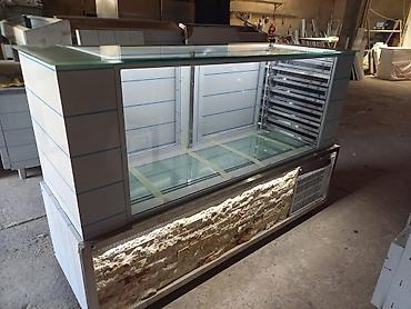 Soyuducu vitrinləri: Şirniyyat və qəlyanaltılar üçün soyuducu vitrinlər Məhsul təsviri: - — 8