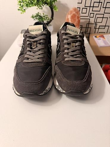 as 46: Premiata muške patike – model sa prepoznatljivim logotipom i đonom sa — 2