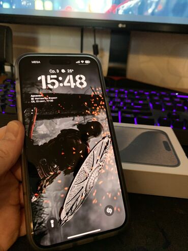 купить айфон из сша бу: IPhone 15 Pro Max, Колдонулган, 256 ГБ, Коргоочу айнек, Каптама, Кабель, 85 %