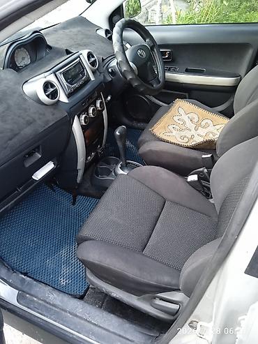 Toyota Ist: 2003 г., 1.3 л, Автомат, Бензин, Хэтчбэк — 4