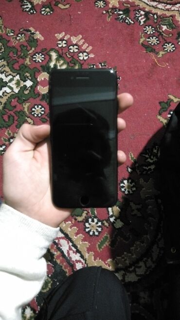 iphone x чехол: IPhone 7, Б/у, 128 ГБ, Jet Black, Чехол, 100 %