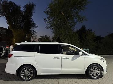 mini kuper: Kia Carnival: 2019 г., 2.2 л, Автомат, Дизель, Минивэн — 3