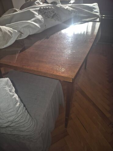 Qonaq otağı dəstləri: İşlənmiş, Servant, Dolab, Jurnal masası, Kredit yoxdur — 12