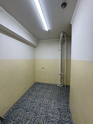 Аренда зданий: 📢 *СДАЁТСЯ КОММЕРЧЕСКОЕ ПОМЕЩЕНИЕ*📢 🏢 Идеально под салон красоты — 8