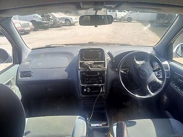 январи 5 1: Toyota Ipsum: 2000 г., 2 л, Автомат, Бензин, Минивэн — 5