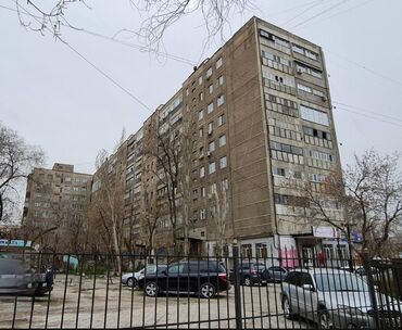 с квартирантами с магазином готовый бизнес квартирный комнат действующим: 3 комнаты, 76 м², Индивидуалка, 8 этаж