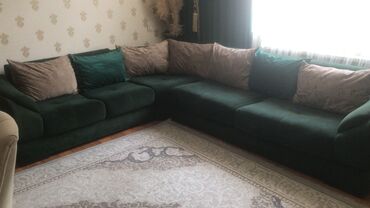 kunc divan satiram: Künc divan