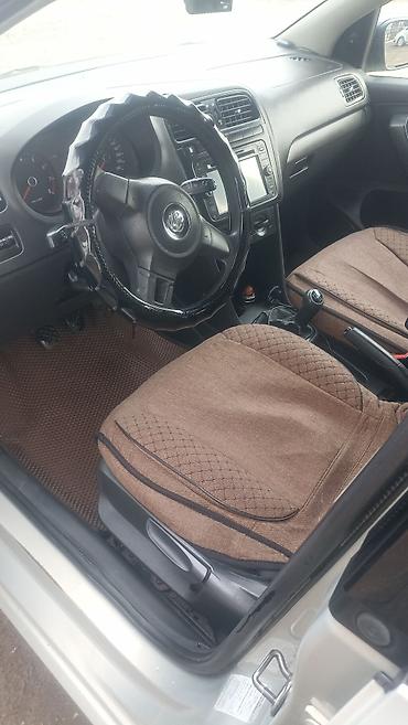 Volkswagen: Volkswagen Polo: 2010 г., 1.6 л, Механика, Бензин, Седан — 11