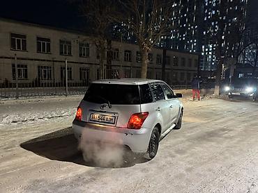 Toyota: Toyota ist: 2002 г., 1.3 л, Автомат, Бензин, Хэтчбэк — 5