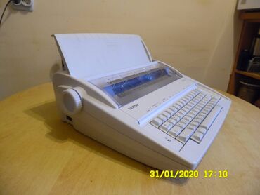 Tastature: Električna pisaća mašina Brother Ispravna. Pojedine zabice za kuciste na lalafo.rs — 5 Tastature: Električna pisaća mašina Brother Ispravna. Pojedine zabice za kuciste — 5