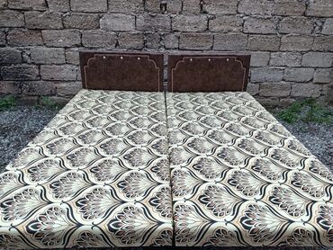 Mebellərin yığılması: Təzə çarpayılar 1 nəfərlik çarpayılar 60manat. 2 nəfərlik taxt — 7