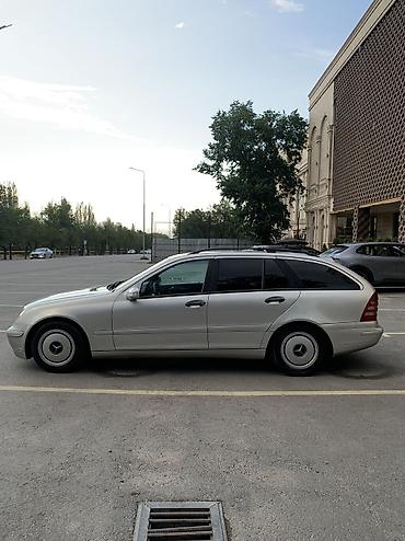 бенза каса: Mercedes-Benz C-Class: 2001 г., 2.2 л, Автомат, Дизель, Универсал — 3