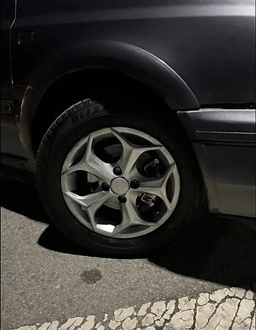 Volkswagen: Volkswagen Golf: 1992 г., 1.8 л, Механика, Бензин, Хэтчбэк — 6