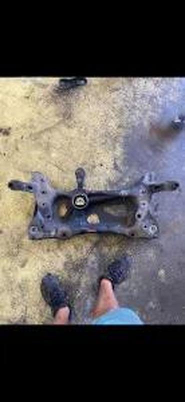 swiss tools imbus: GOLF 7 PREDNJI MOST TRAVERZNA TRAP KOLEVKA | Audi vw delovi ALTINA — 1