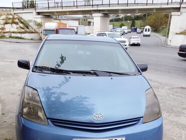 фольксваген поло комплектации: Toyota Prius, mavi rəng, liftback kuzov. Arendaya verilir. 1300