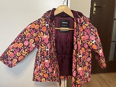 Куртки: Продаю зимнюю куртку и штаны, б/у. Состояние отличное. Размер 98 (на — 1