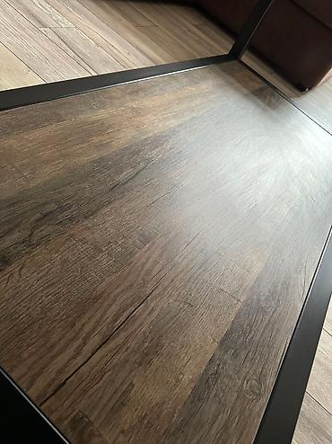 Другая мебель: Продаётся стол хорошего качества в современном стиле Подойдет под — 1