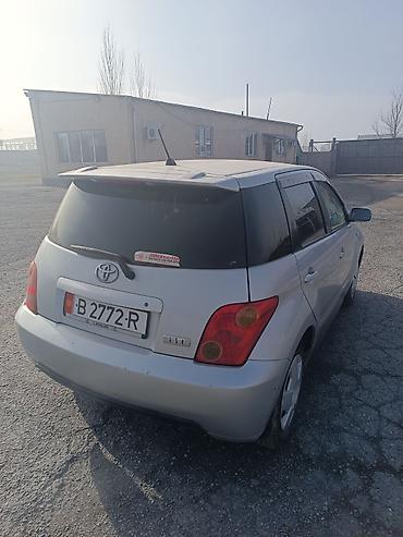 Toyota: Toyota ist: 2002 г., 1.5 л, Автомат, Бензин, Хэтчбэк — 2