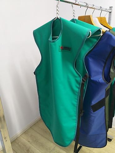 Медицинская одежда: Рентгенозащитные фартуки, НОВЫЕ, свинцовый эквивалент 0,5 мм (Pb) — 6