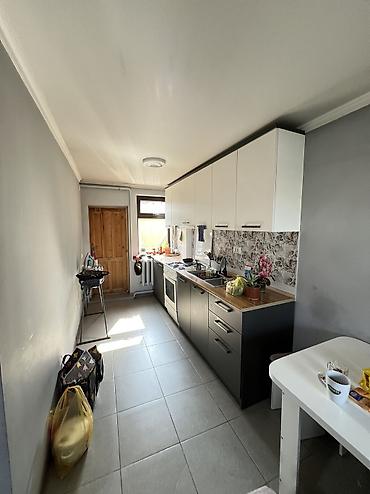 Продажа полдома: Продается участок с домом в районе Восточного вокзала, дороги — 2