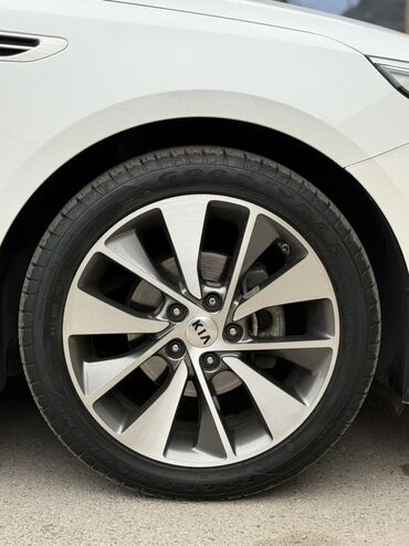 Kia: Kia K5: 2017 г., 2 л, Автомат, Бензин, Седан at lalafo.kg — 12 Kia: Kia K5: 2017 г., 2 л, Автомат, Бензин, Седан — 12