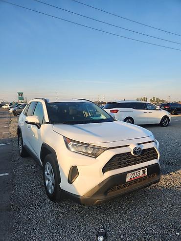 rav 4 2018: Toyota RAV4: 2021 г., Автомат, Бензин, Кроссовер — 8