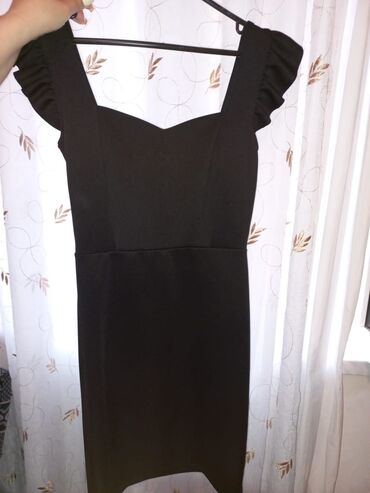 uzun pencekler: Qara qısa paltar - Rəng: klassik qara - Model: bədənə oturan mini