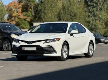 Toyota: Toyota Camry: 2021 г., 2.5 л, Автомат, Бензин, Седан