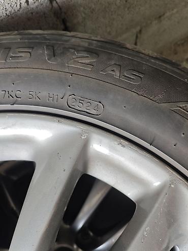 Унаа: Дөңгөлөктөр монтажда 225 / 55 / R 17, Жай, Колдонулган, Комплект, Жеңил унаалар, Куйма, тешиктери - 5 — 8