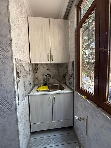 ev: Bileceri qes 297 nomreli mektebin yax 5 mertebeli binanin 1 ci — 9