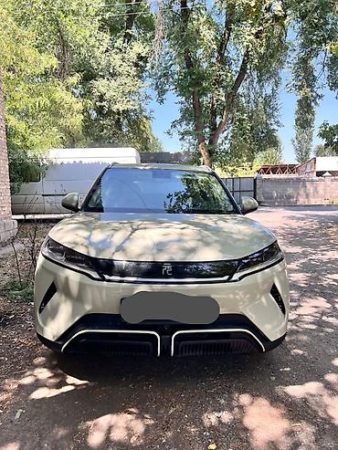бампер byd e2: BYD Yuan Up: 2024 г., Автомат, Электромобиль, Кроссовер — 6