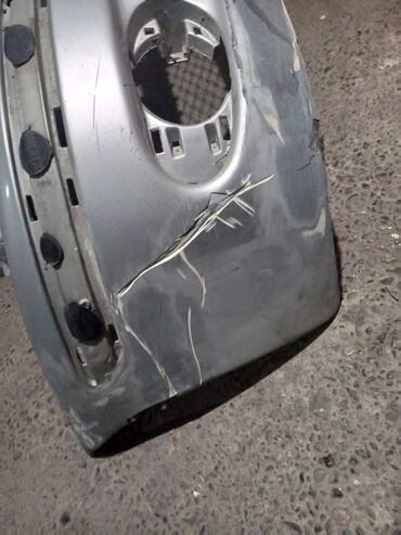 Бамперы и комплектующие: Бампер Toyota, Б/у — 6