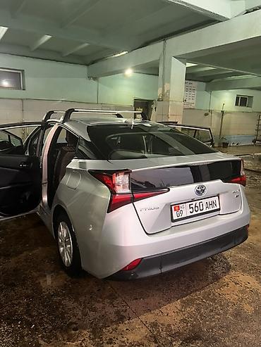 Toyota: Toyota Prius: 2019 г., 1.8 л, Гибрид, Хэтчбэк — 6