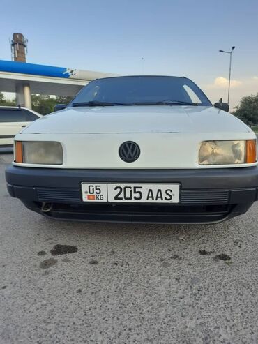 шампунь для машин: Volkswagen Passat: 1991 г., 1.8 л, Механика, Бензин, Седан