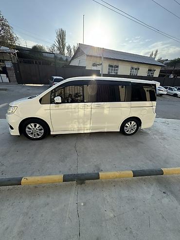 Honda: Honda Stepwgn: 2010 г., Газ, Минивэн — 11