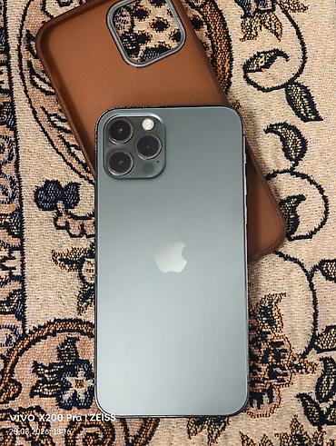 IPhone 12 Pro, Б/у, 256 ГБ, Графит, Защитное стекло, Чехол, 8 %