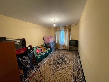 квартиры ленинский: 2 комнаты, 42 м², Индивидуалка, 1 этаж, Старый ремонт